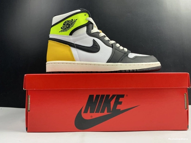 MaikeSneakers AIR RETRO 555088-118 OG 'VOLT JORDAN HIGH GOLD' 1 0804